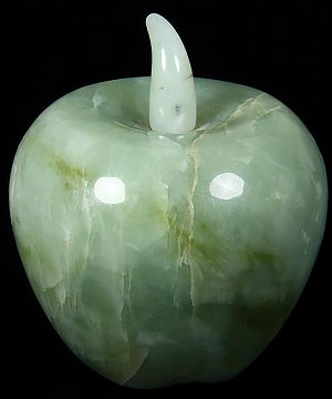 Serpentine/New Jade Carved Crystal Apple
