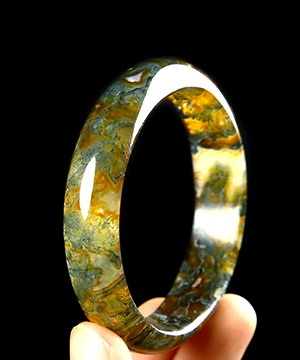 Inside Diamete(60 mm) Green Moss Agate Carved Crystal Bangle, Crystal Healing