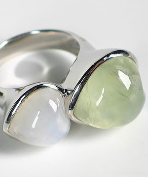 Size 7 1/2 Prehnite & Moonstone Crystal Ring