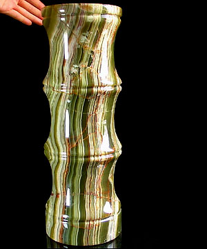 16.9" Afghanistan Jade Crystal Vase