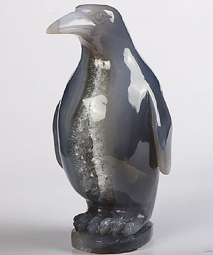 4.6" Agate geode Crystal penguin, Crystal Healing