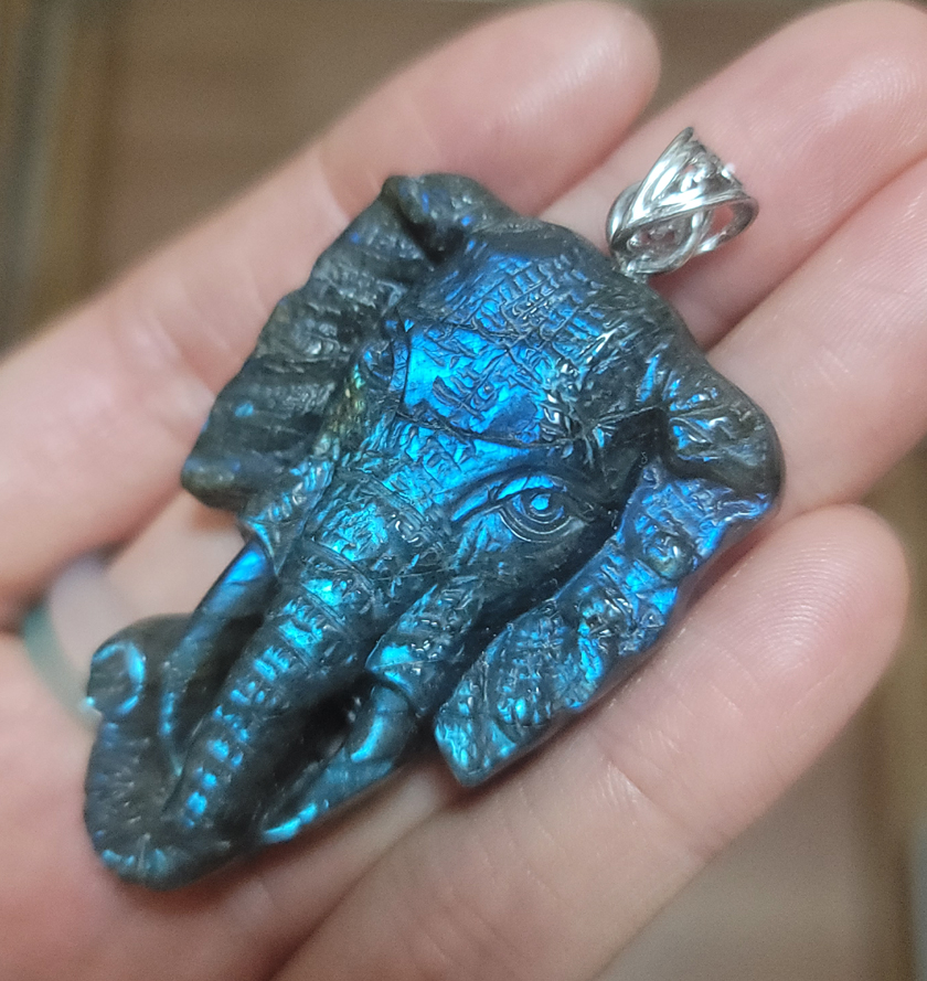 Flash 2.0" Labradorite Carved elephant Crystal Pendant, Crystal Healing